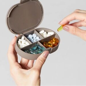 Prozis Brown Pill Organizer